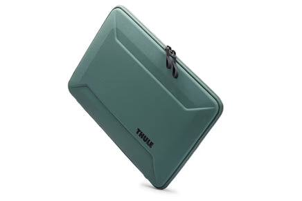 Funda Thule Gauntlet para MacBook Semi Rigida 16 pulgadas Hazy Green