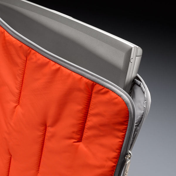 Funda Case Logic para notebook de 16 pulgadas