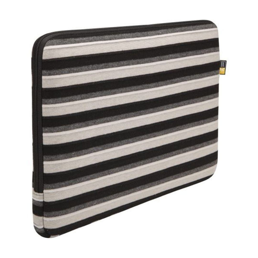 Funda Case Logic para Notebook 13 Pulgadas Negra